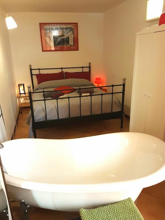 B&B Via Dei Mille Naples Luaran gambar