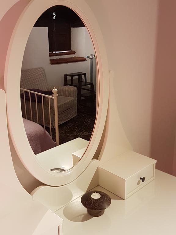 B&B Via Dei Mille Naples Bilik gambar